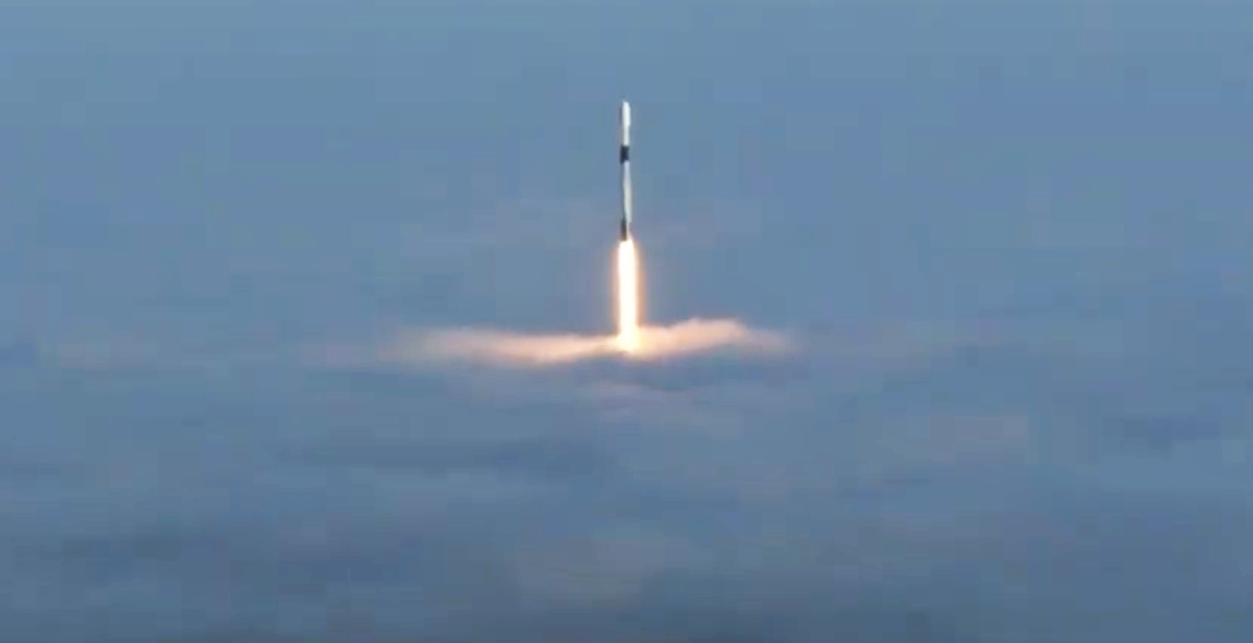  VIDEO: Lansare demnă de filmele SF a unei rachete Space X