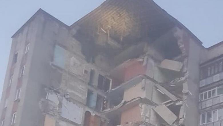  (VIDEO) Momentul în care un bloc de nouă etaje se prăbuşeşte în Moldova