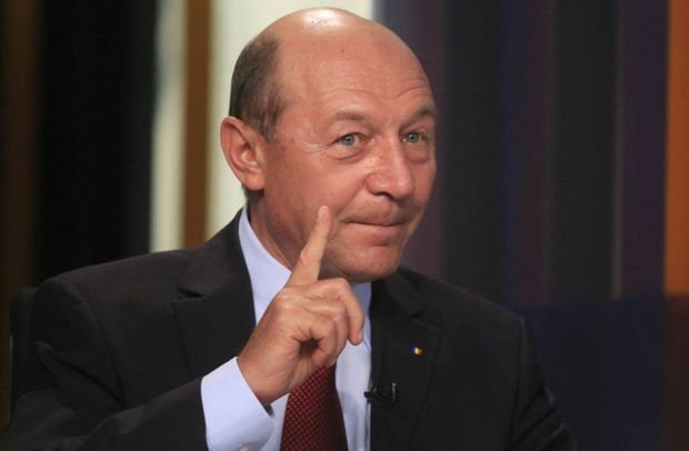  Visul lui Băsescu pentru prezidențiale: Două femei blonde, una nu mai tânără de 45 de ani