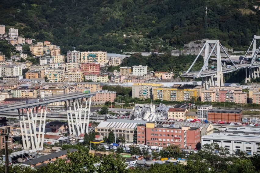  VIDEO: Podul Morandi din Genova, prăbuşit parţial în 2018, a fost demolat în totalitate