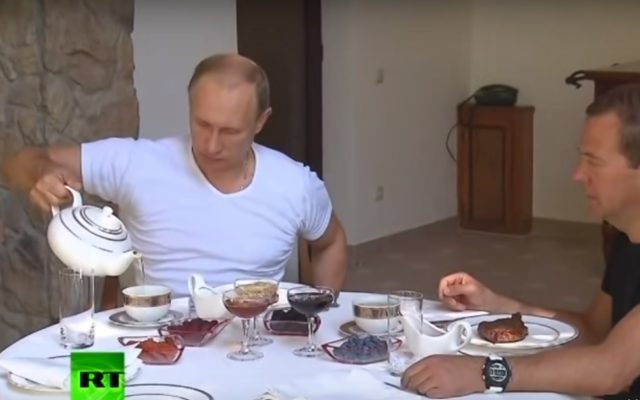  Atitudine bizară a lui Putin la summitul G20: A venit cu ceaiul de acasă și nu a servit băuturile gazdelor din Japonia