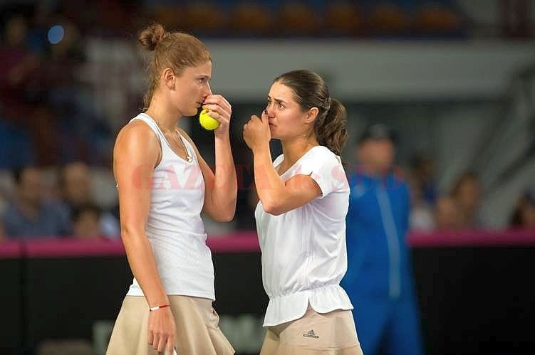  Monica Niculescu şi Irina Begu, în turul doi la dublu, la Wimbledon