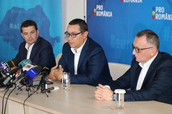  Pro România întoarce spatele lui Tăriceanu și PSD. Va avea candidat propriu la prezidențiale