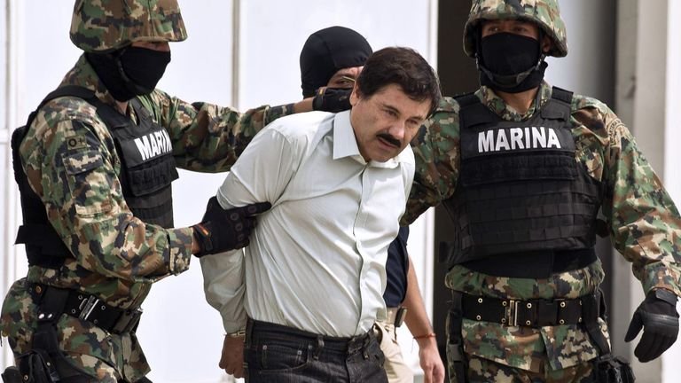  Joaquin „El Chapo” Guzman, condamnat la închisoare pe viaţă
