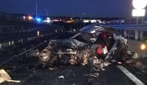  Un român a murit, iar şapte au fost răniţi în urma unui accident rutier produs în Italia