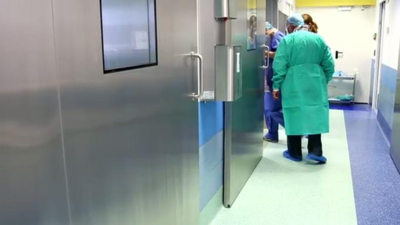  O femeie de 31 de ani a murit în urma unei operații de scoatere a unei pietre la rinichi