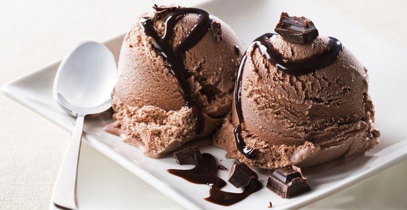  REȚETE Înghețată de ciocolată
