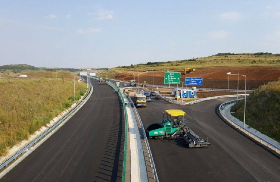  Proiectul autostrăzii mai face o buclă pe după Guvern