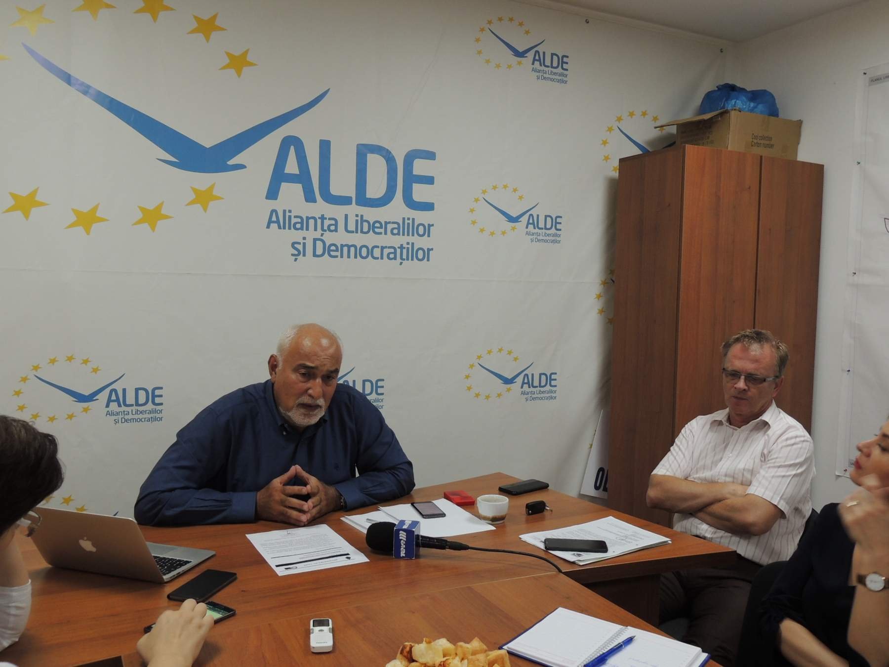  ALDE se arată tot mai nemulţumit de guvernare