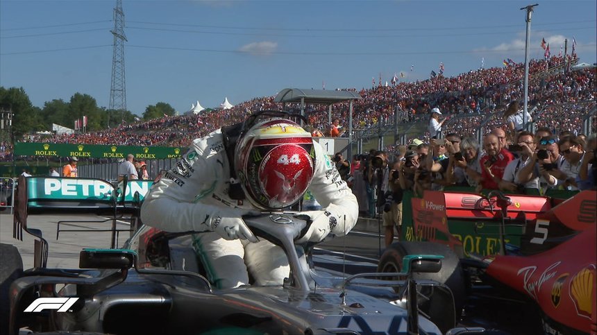  Lewis Hamilton a câştigat Marele Premiu al Ungariei, al optulea succes din sezon