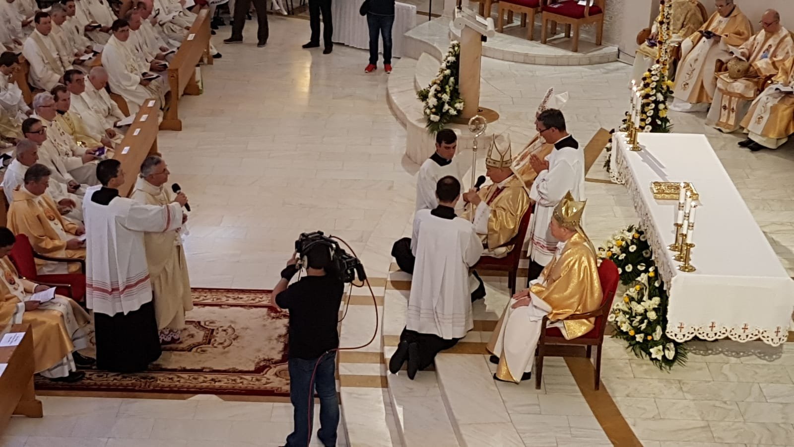 Catolicii din Iaşi, un drum nou trasat de un episcop vizionar