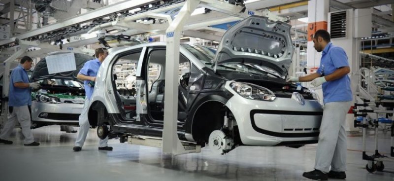  Bulgaria continuă lupta pentru noua fabrică Volkswagen. Era şi Iaşul luat în calcul