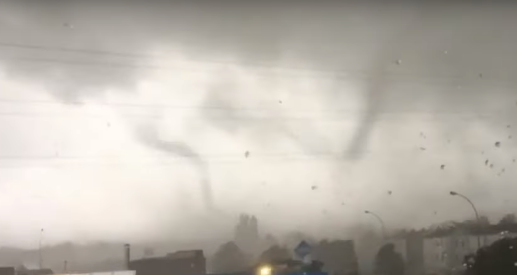  VIDEO Luxemburg, strivit de o tornadă cu două pâlnii