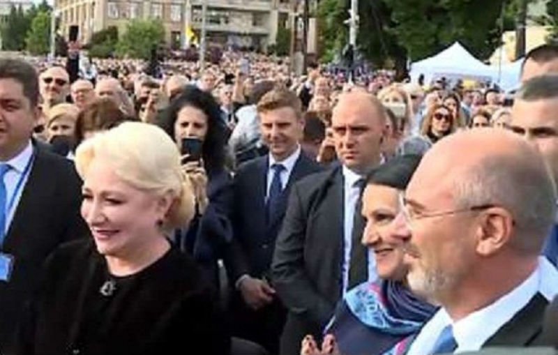  De ce aţi venit la Iaşi, dnă Dăncilă, înainte de a vă onora promisiunile PSD de campanie?