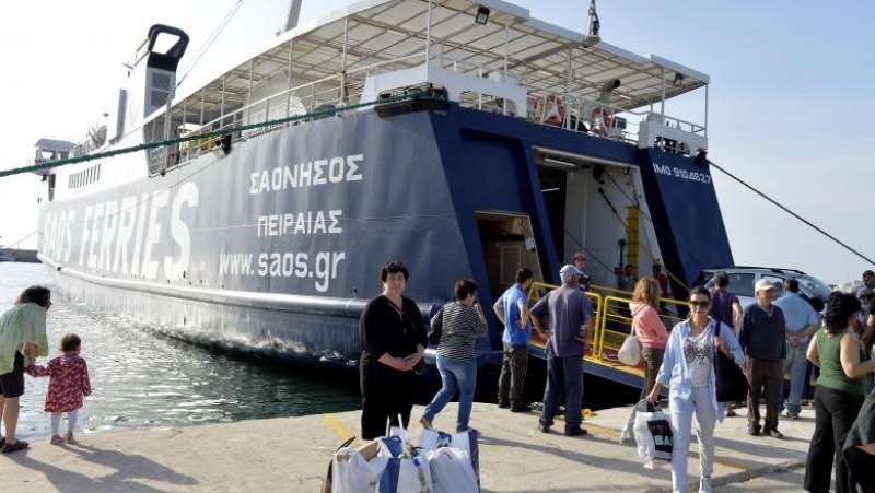  MAE anunţă un nou bilanţ: 230 de români şi 53 de maşini au fost transportaţi de pe Insula Samothraki