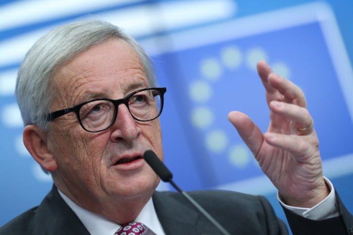  Jean-Claude Juncker, preşedintele al Comisiei Europene, operat de urgenţă