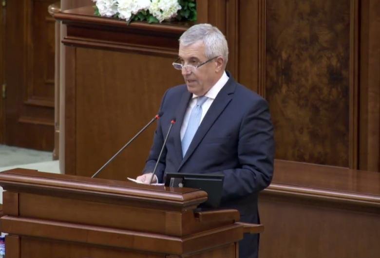  Călin Popescu Tăriceanu și-a depus, luni, în Biroul Permanent, demisia din funcția de președinte al Senatului, decizia urmând a fi anunțată și în plen
