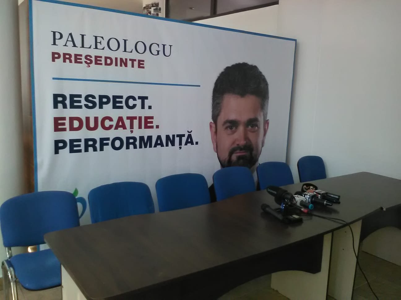  Theodor Paleologu și-a început campania prezidențială la Iași