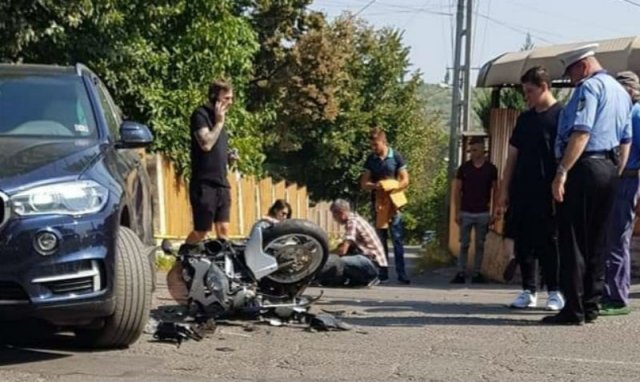  Accident grav în Copou, pe şoseaua spre Cârlig: BMW izbit violent de motocicletă