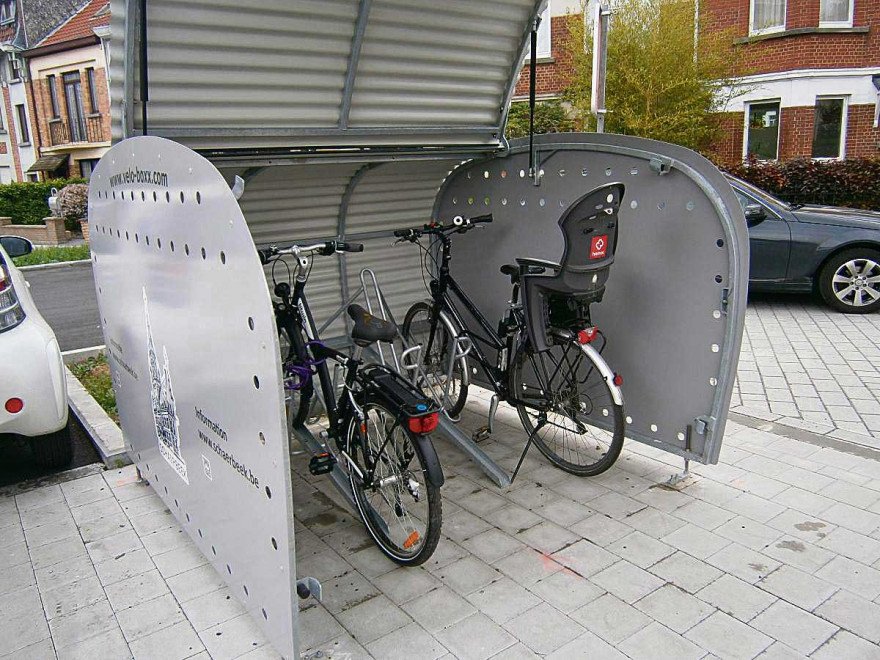  Proiect: Instituţiile publice, autogările, pieţele vor trebui să monteze parcări speciale pentru biciclete