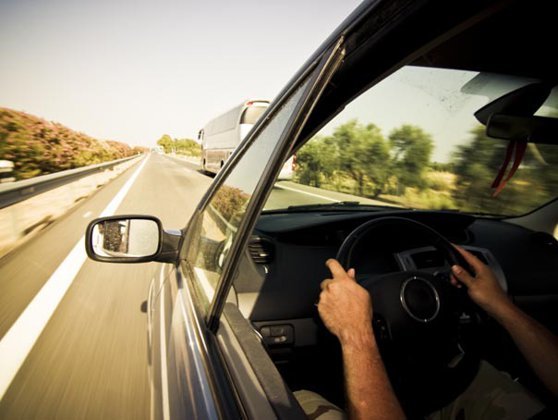  Record absolut de viteză pe o şosea din România cu limită de viteză în localitate