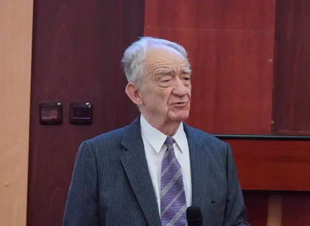  Fostul rector al Universității Tehnice, Mihai Gafițanu, omagiat la împlinirea a 85 de ani