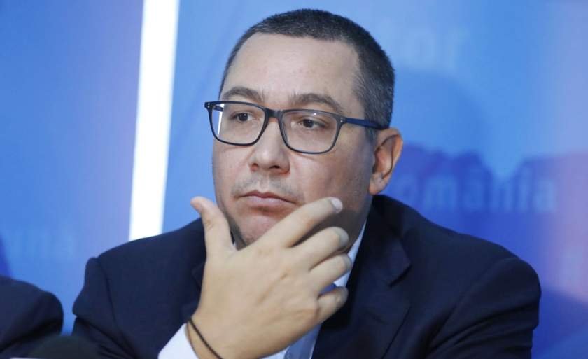  Victor Ponta vrea să devină comisar european, după respingerea candidaturii Rovanei Plumb