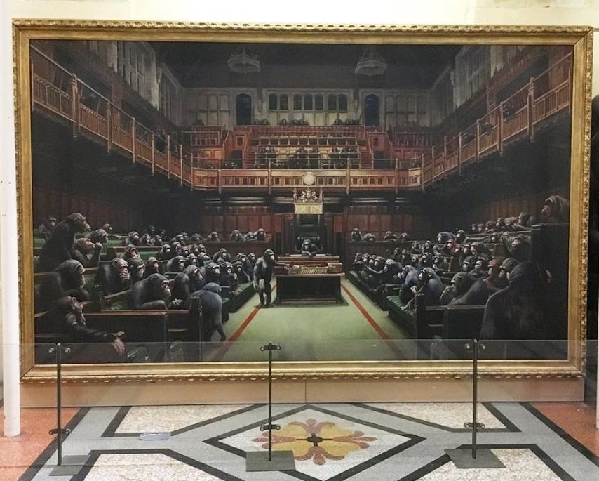  Record stabilit de Banksy: Lucrarea „Devolved Parliament”, 10 milioane de lire sterline