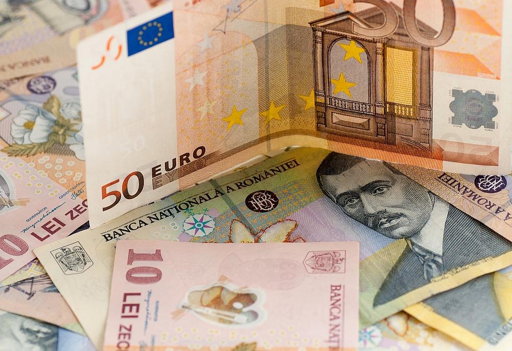  Cât de mult a crescut EURO după demiterea Guvernului