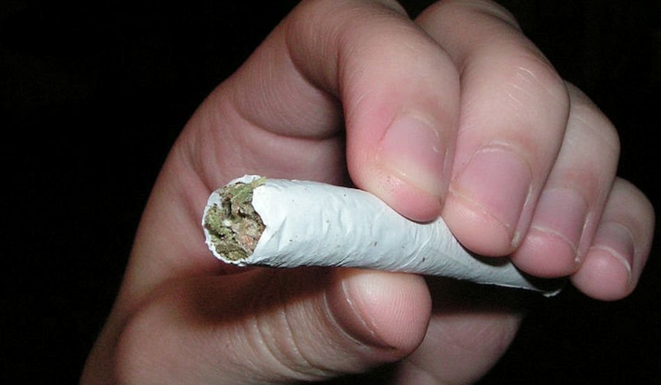  Câte ţigări de canabis pe zi fuma un traficant de droguri din Iaşi