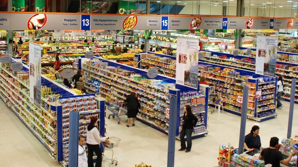 Vânzarea alimentelor expirate a devenit legală în Grecia