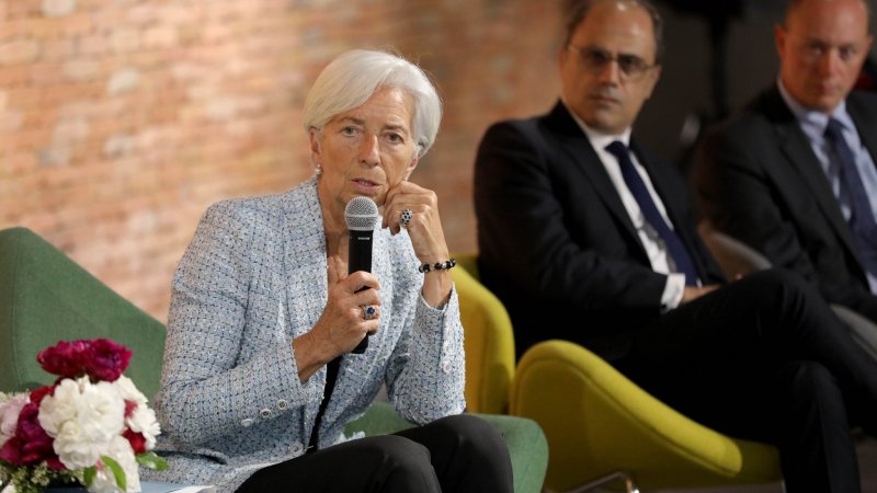  Christine Lagarde şi-a preluat atribuţiile la șefia Băncii Centrale Europene