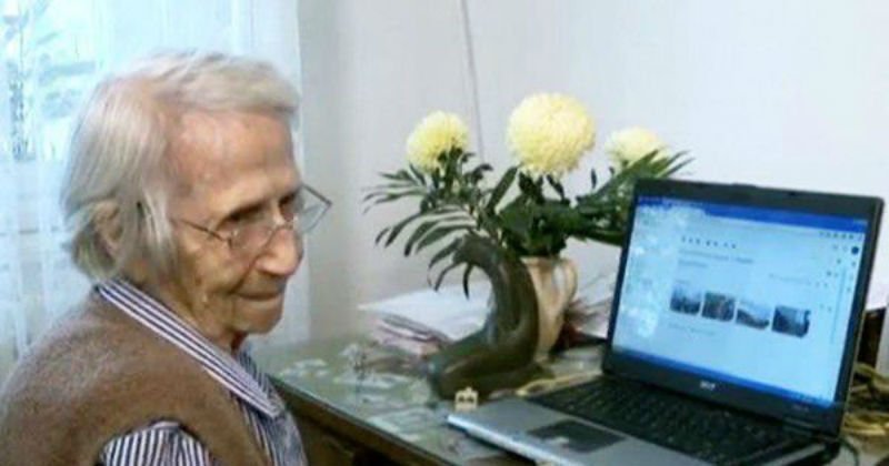  La vârsta de 100 de ani, o profesoară din Iaşi a făcut o pasiune pentru tehnologie