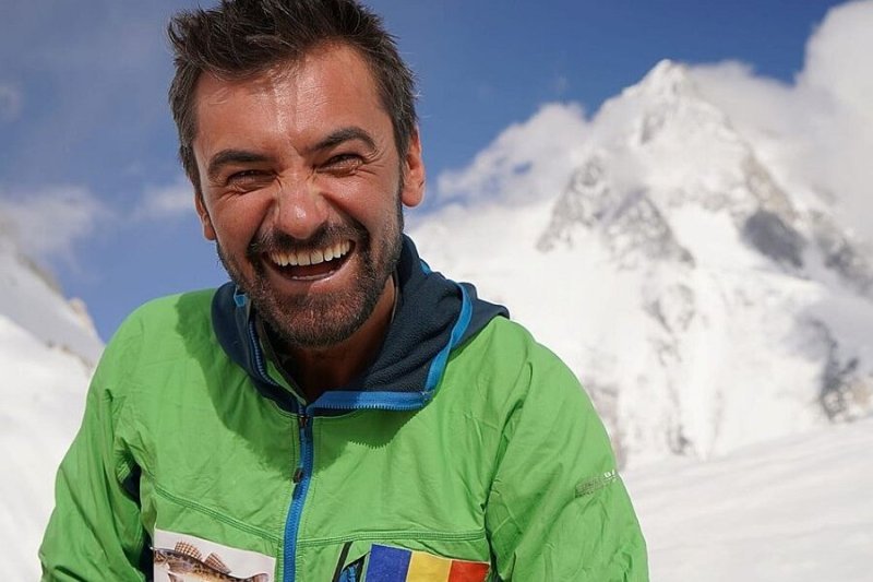  Alpinistul Alex Găvan: Dacă un copac este tăiat în ţara asta, este tăiat pentru că are binecuvantarea, fie ea si mută, a presedintelui