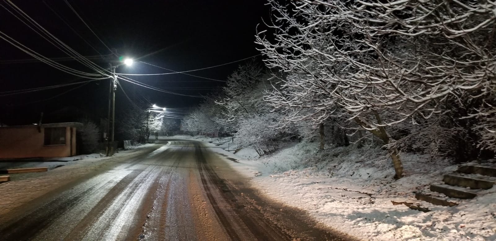  Cum se circulă pe drumurile naționale din zona Moldovei după primul val de ninsori