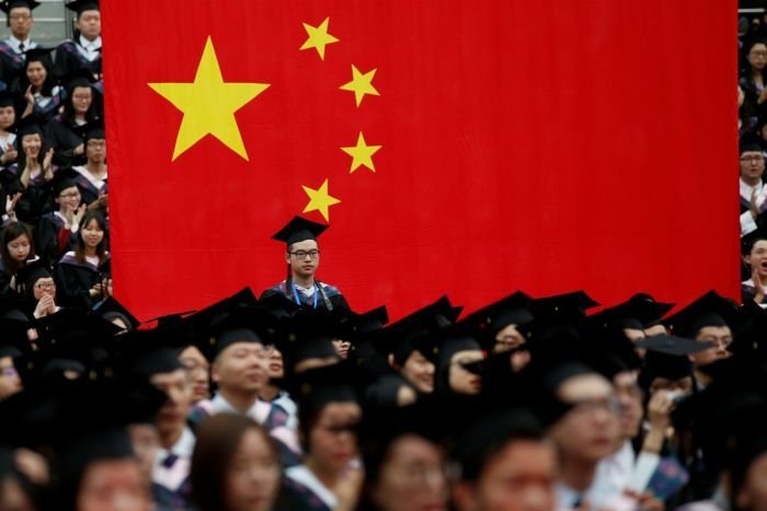  Caz extrem de rar: Studenţi protestează la o universitate din China