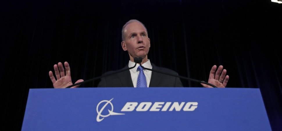  Directorul general al Boeing a fost demis pe fondul agravarii crizei legate de avionul 737 MAX