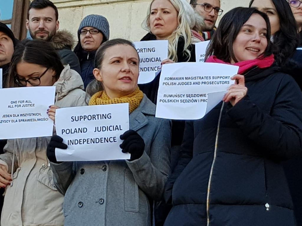 Asociaţii ale magistraţilor, indignate faţă de lipsa de reacţie a CSM în privinţa situaţiei din Polonia
