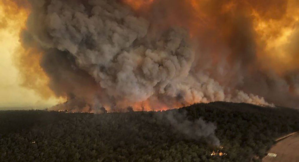  Fumul de la incendiile din Australia va face „un tur complet” în jurul lumii
