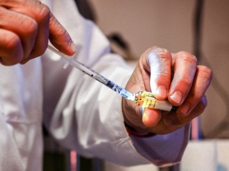  Ghid cu informaţii despre vaccinare pentru bolnavii cronici