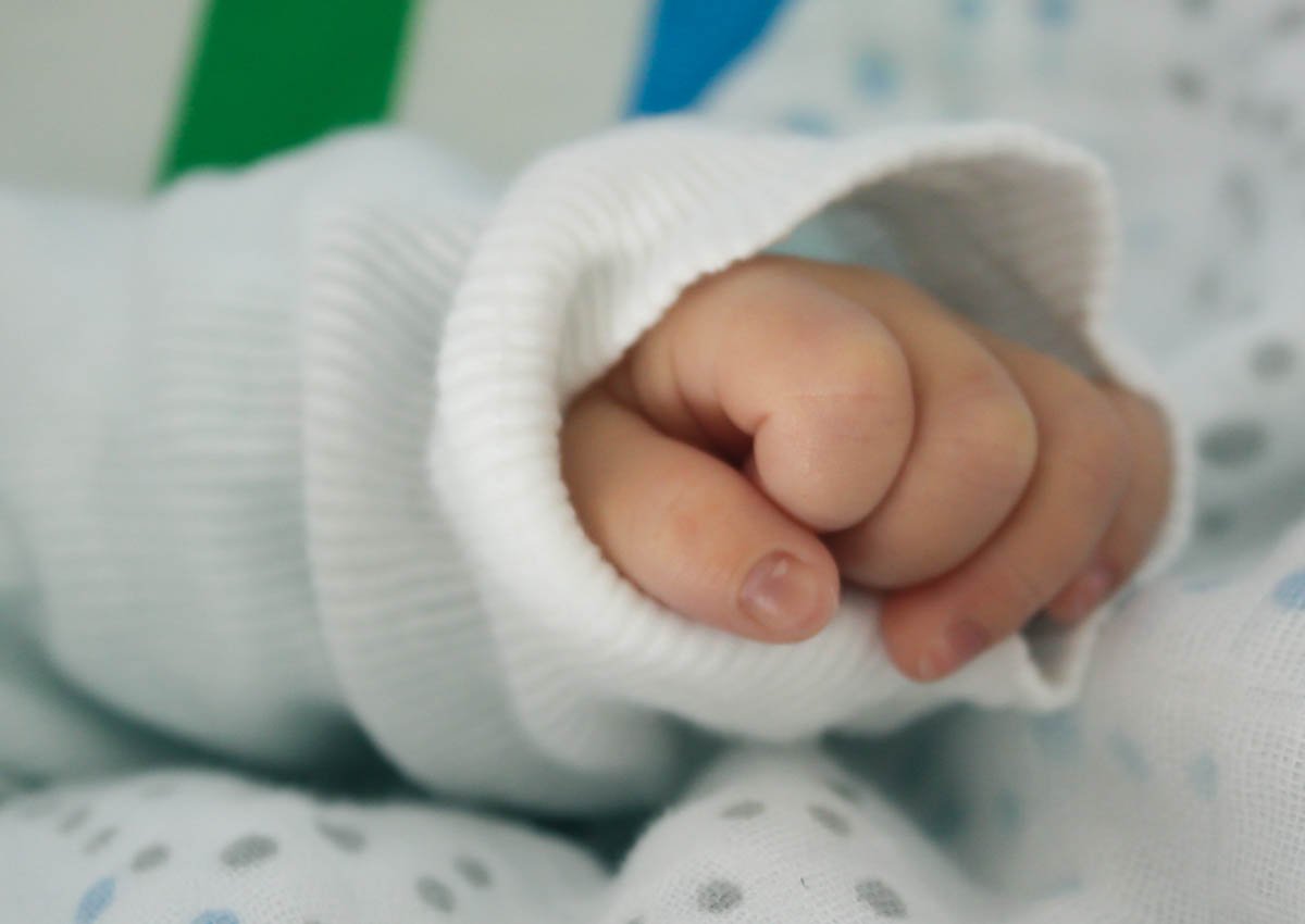  Gripa l-a răpus pe un băieţel de 1 an şi 6 luni. A murit în spital la Iași