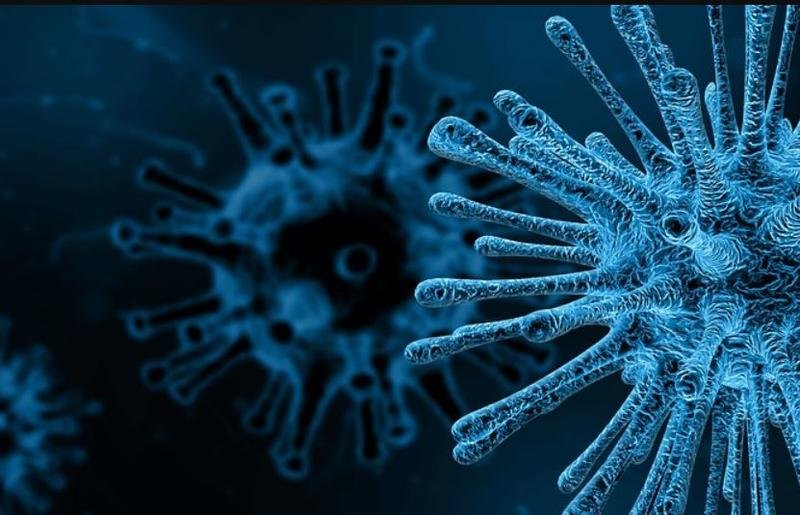  O femeie care a venit în urmă cu şapte zile dintr-o regiune cu coronavirus din Italia a ajuns la spital cu febră, dureri musculare şi tuse