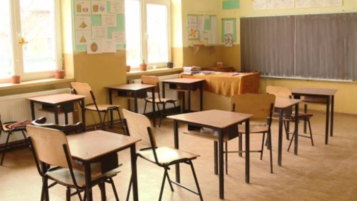 Şcolile închise şi activităţile culturale suspendate în comuna de unde provine primul român infectat cu coronavirus