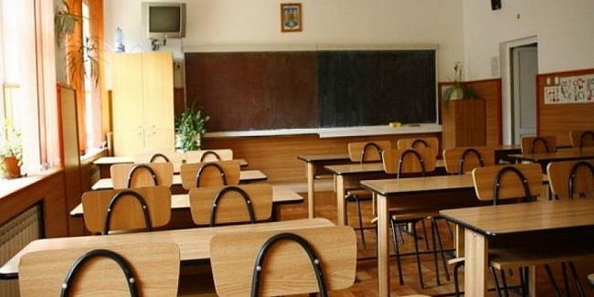  Cursuri suspendate parțial în trei școli din Iași din cauza gripei