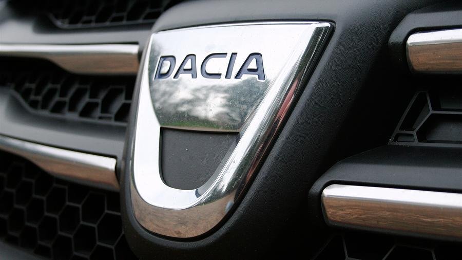  Dacia își va lansa marți primul său model de mașină electrică