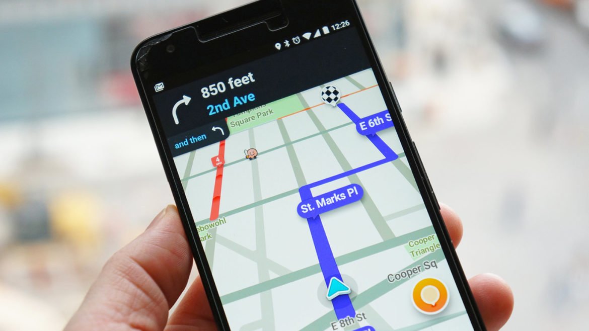  Aplicaţia Waze nu mai permite raportarea poliţiştilor în trafic