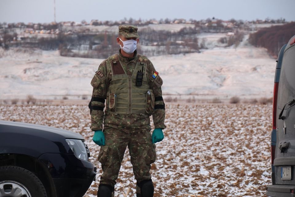  Militari ieşeni trimişi să păzească zona de carantină din Suceava