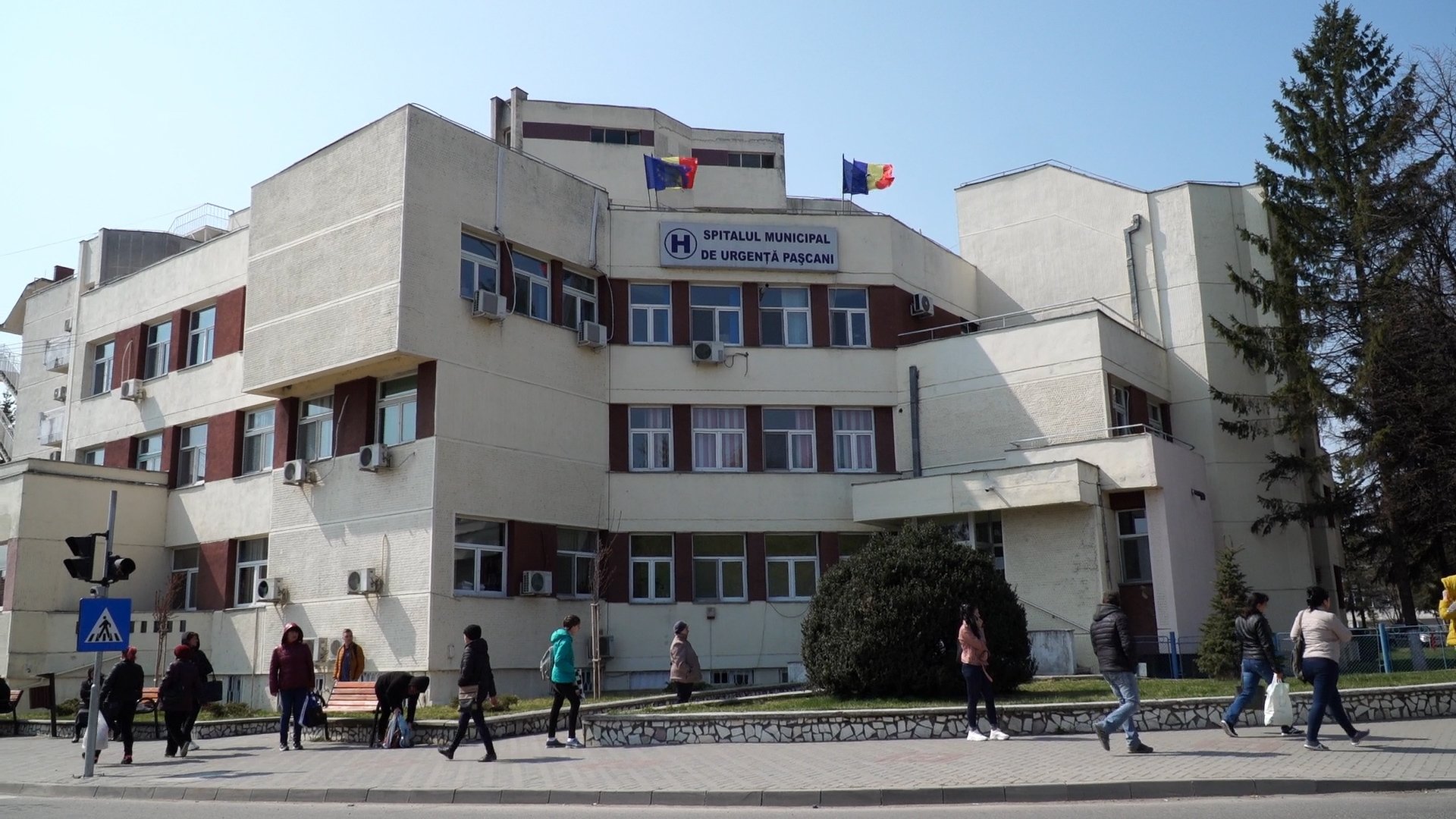  Viceprimarul din Ruginoasa și-a donat salariul pe o lună Spitalului Municipal Pașcani