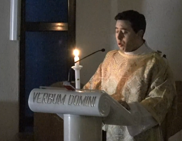  VIDEO: Urmăriți slujba din Noaptea de Înviere de la catedrala catolică din Iași