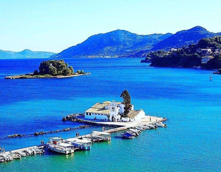  Grecia va primi turiști din aproximativ 20 de state de pe 15 iunie